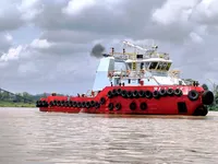 Tàu kéo để bán