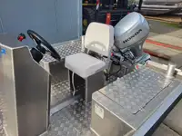 Thuyền làm việc rao bán