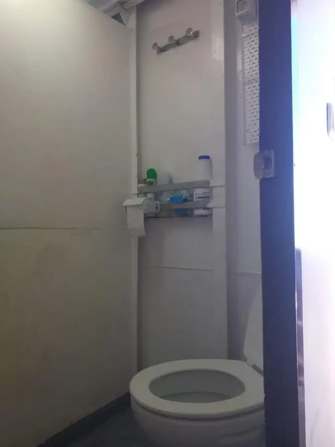 Tàu kéo để bán