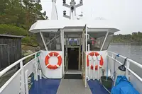 Tàu du lịch để bán