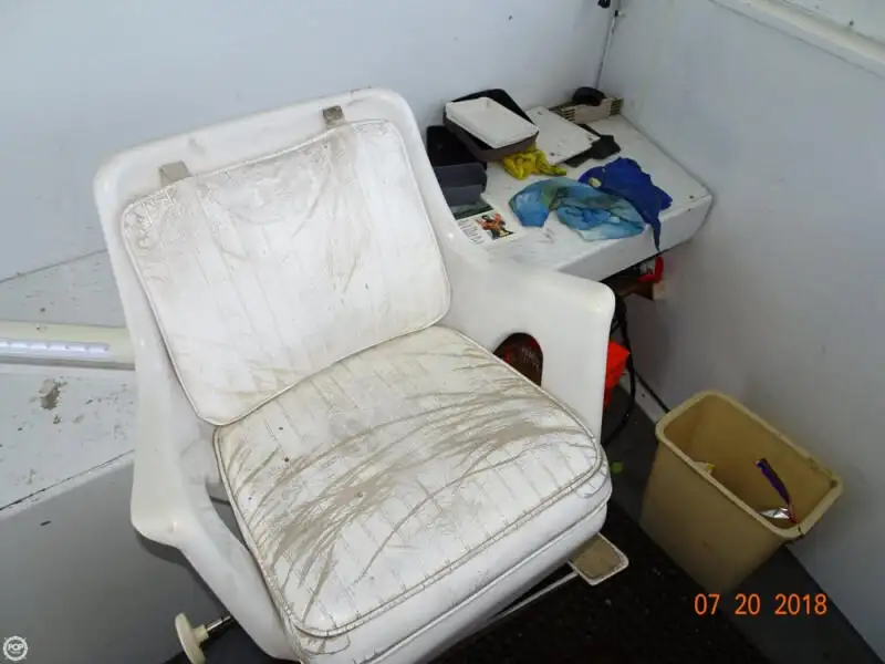 Tàu đánh cá để bán