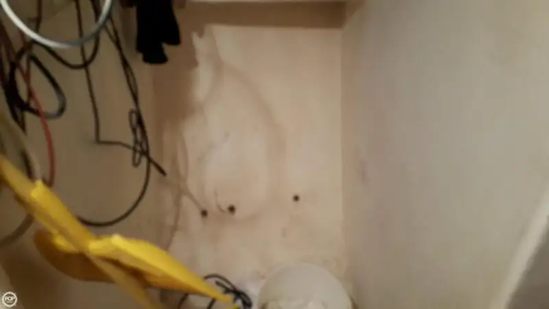 Tàu kéo lưới để bán