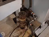 Tàu kéo lưới để bán