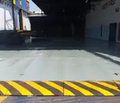 Tàu chở hàng rời để bán