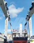 Tàu chở khách để bán
