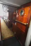 Sà lan để bán