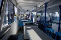 Tàu du lịch để bán