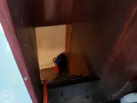 Tàu phà để bán