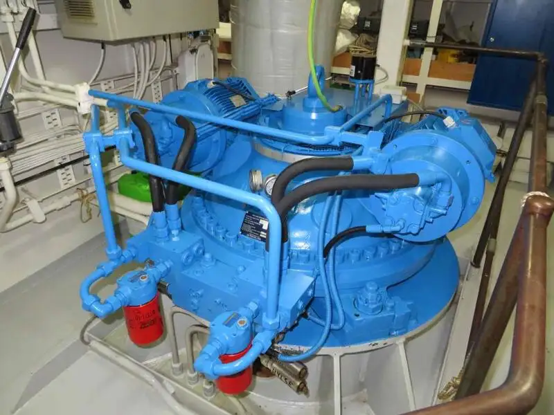 Tàu lưới vây để bán