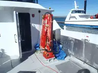 Tàu đổ bộ, chở hàng để bán