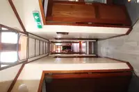 Sà lan để bán