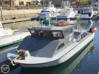 Tàu kéo lưới để bán