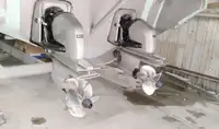 Tàu làm việc để bán