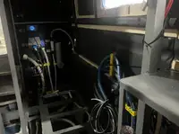 Tàu làm việc để bán
