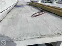 Tàu du lịch để bán