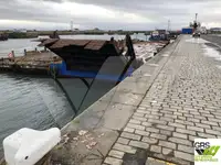 Sà lan để bán