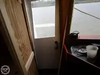 Tàu kéo lưới để bán