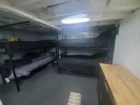 Tàu đổ bộ, chở hàng để bán
