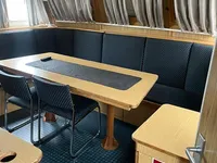 Tàu tuần tra để bán