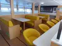 Tàu phà để bán