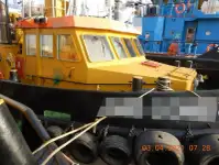 Tàu kéo để bán