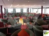 Tàu du lịch để bán