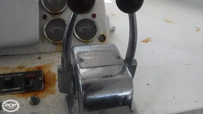 Tàu hỗ trợ lặn để bán