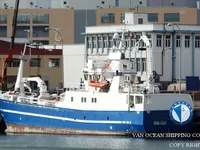 Tàu lưới vây để bán