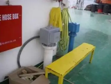 Tàu nạo vét để bán