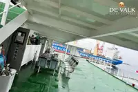 Tàu phà để bán