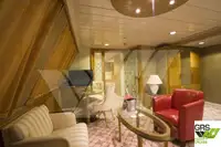 Tàu du lịch để bán