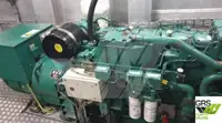 Tàu du lịch để bán