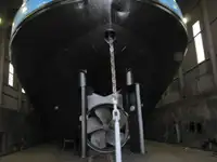 Sà lan để bán