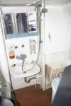 Tàu làm việc để bán