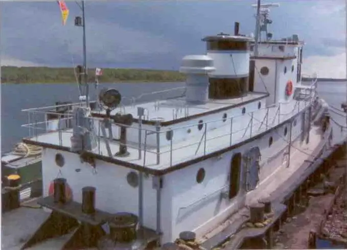Tàu kéo để bán