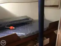 Tàu cung cấp để bán