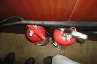 Tàu dẫn đường để bán