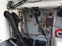 Tàu chế biến cá để bán