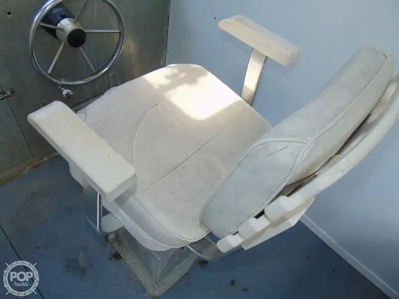 Tàu tuần tra để bán