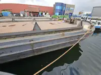 Sà lan để bán