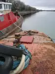 Tàu làm việc để bán