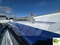 Tàu dẫn đường để bán