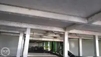 Tàu container để bán