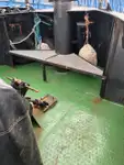 Tàu kéo để bán