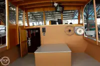 Tàu chế biến cá để bán