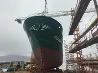 Tàu kéo lưới để bán