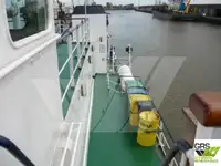 Tàu làm việc để bán