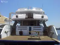 Tàu hỗ trợ lặn để bán