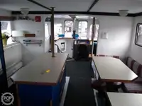 Tàu đánh cá để bán