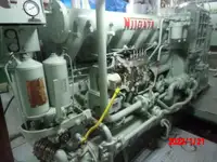 Tàu kéo lưới để bán